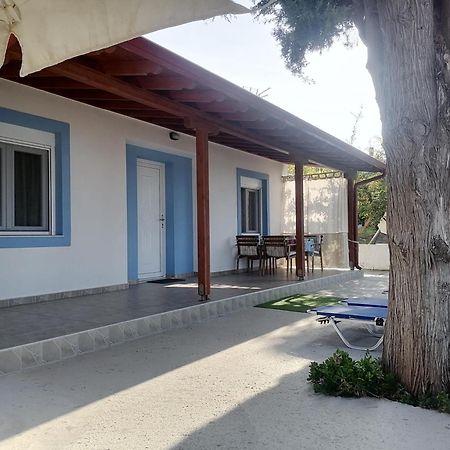 ניקיטי Porto Almira Beachfront House מראה חיצוני תמונה