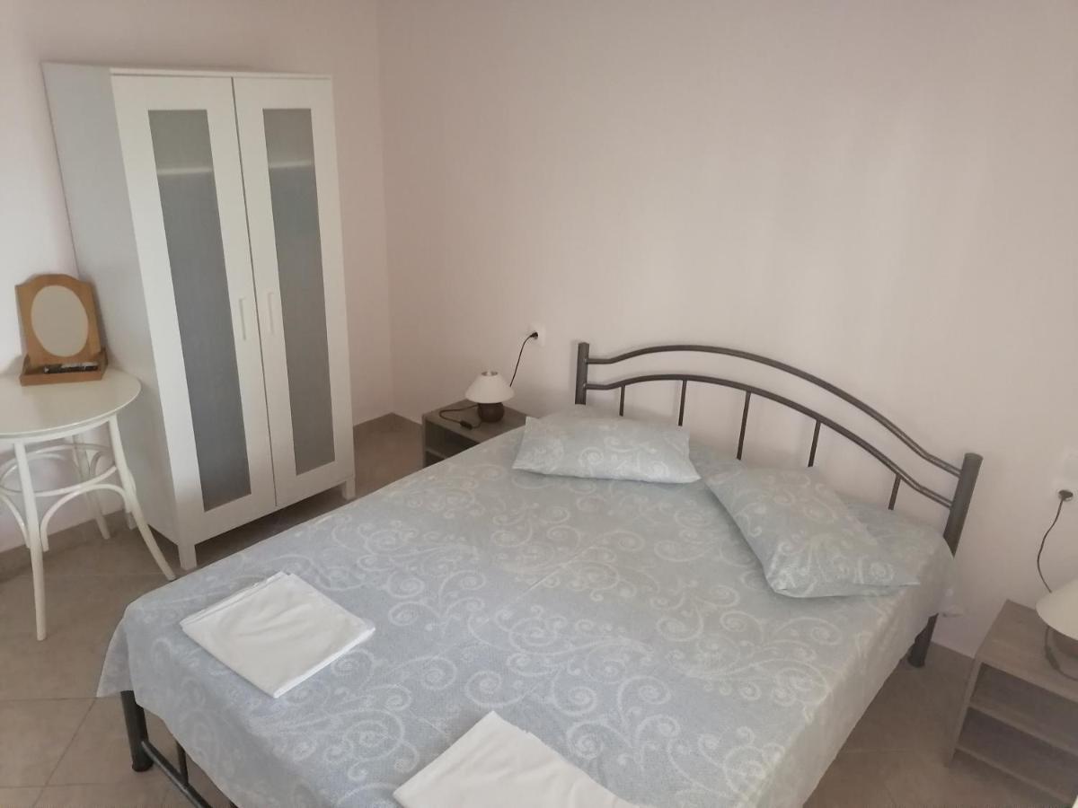 ניקיטי Porto Almira Beachfront House מראה חיצוני תמונה
