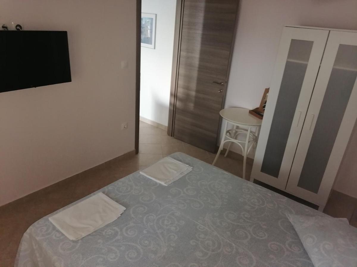 ניקיטי Porto Almira Beachfront House מראה חיצוני תמונה