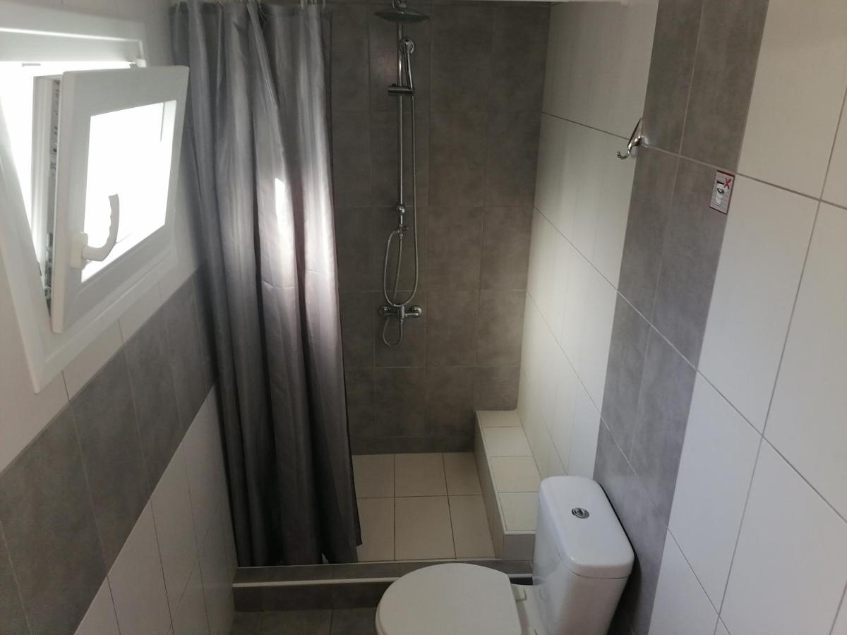 ניקיטי Porto Almira Beachfront House מראה חיצוני תמונה