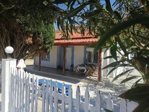ניקיטי Porto Almira Beachfront House מראה חיצוני תמונה
