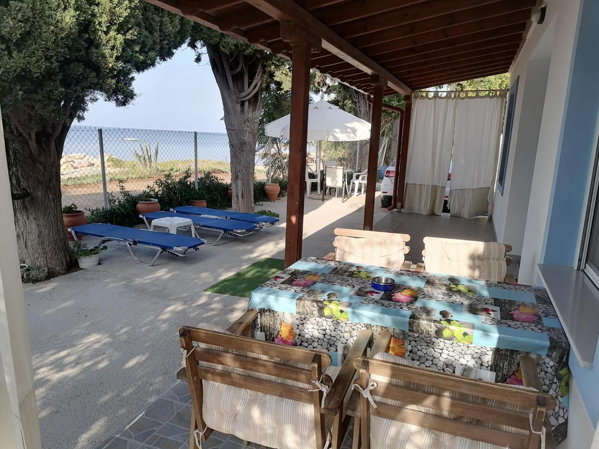 ניקיטי Porto Almira Beachfront House מראה חיצוני תמונה